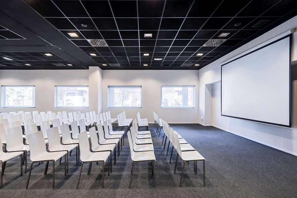 Hotel Zentral Castellana Norte Madrid Kültér fotó