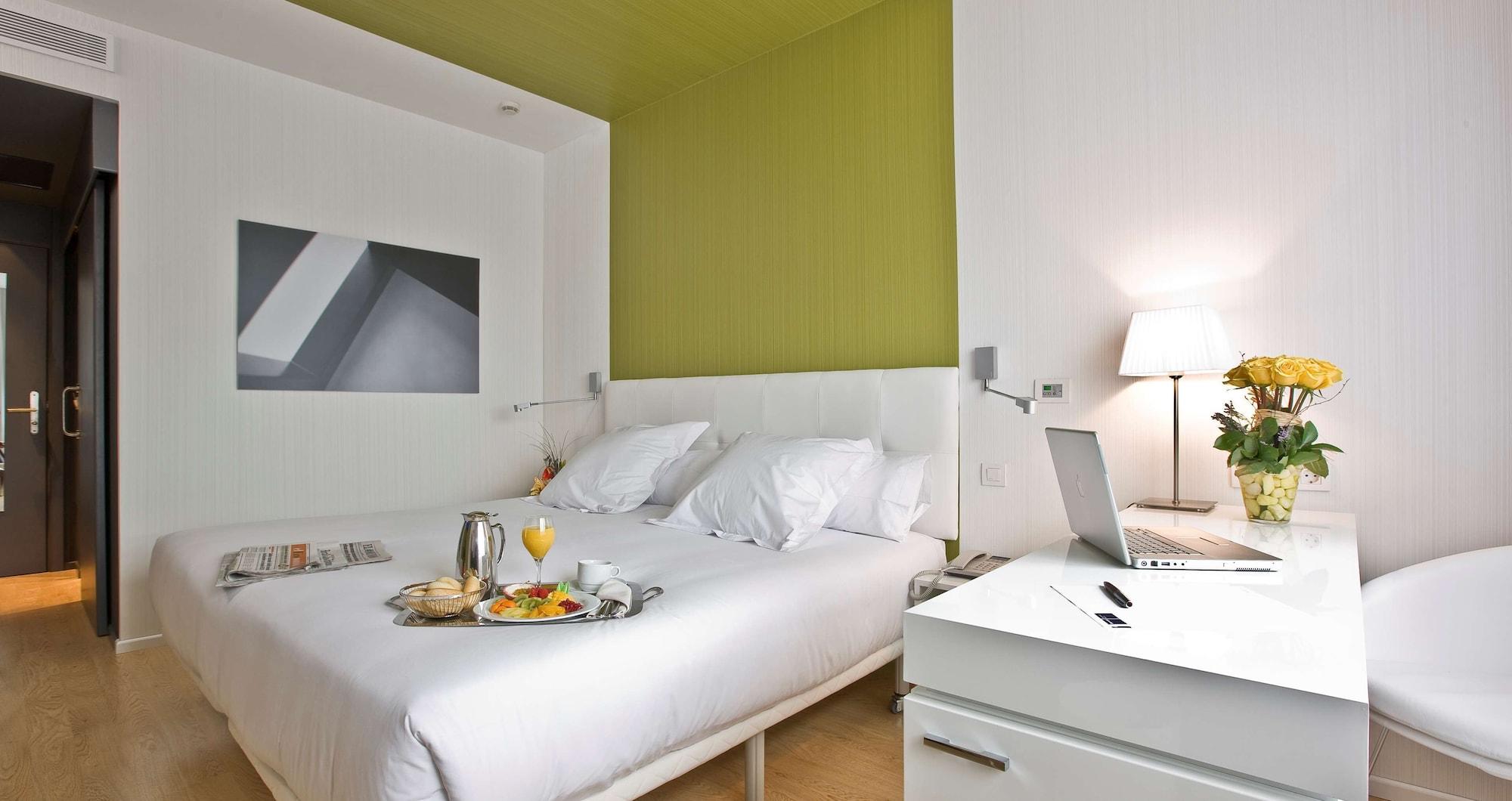 Hotel Zentral Castellana Norte Madrid Szoba fotó