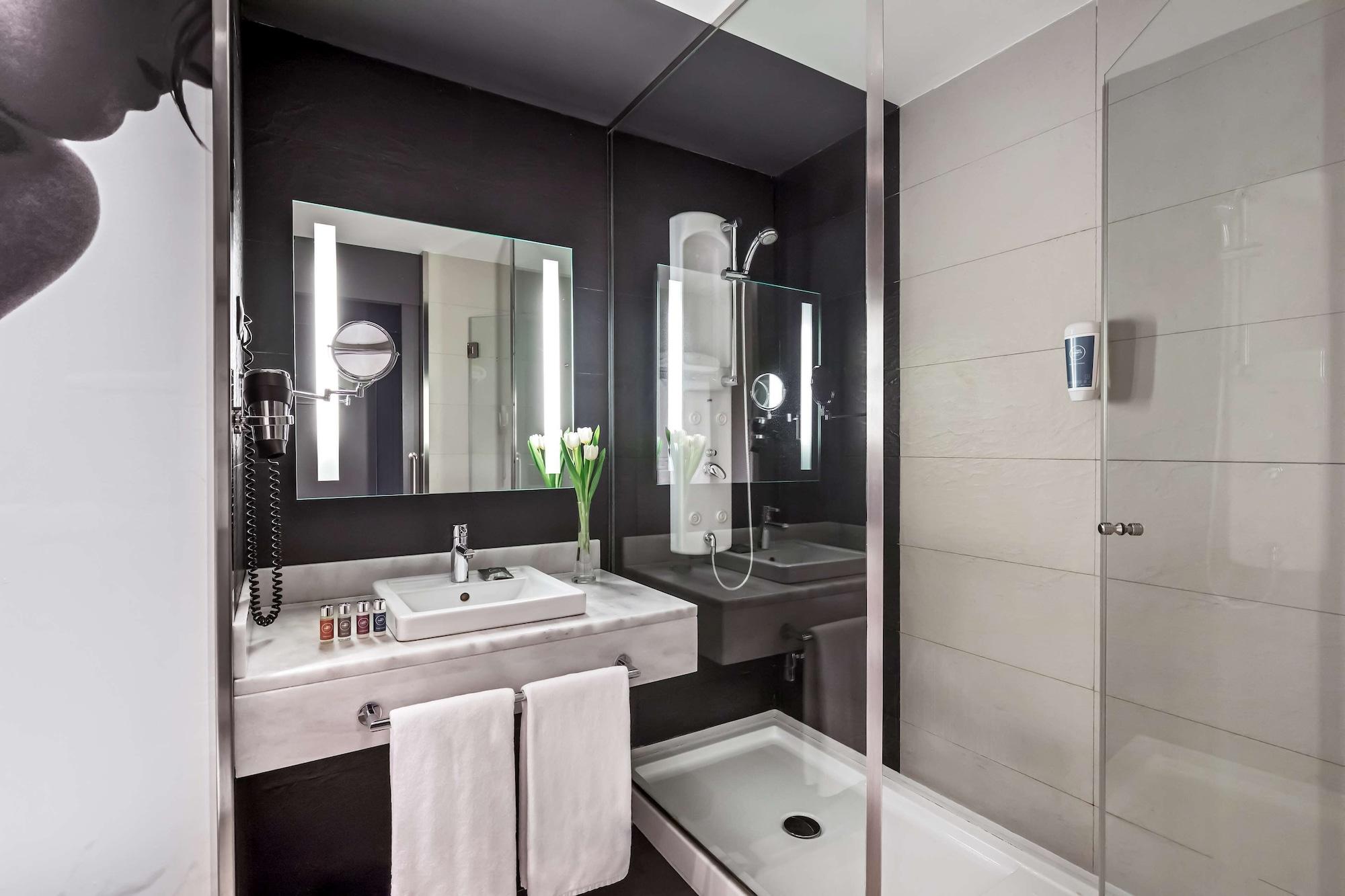 Hotel Zentral Castellana Norte Madrid Kültér fotó