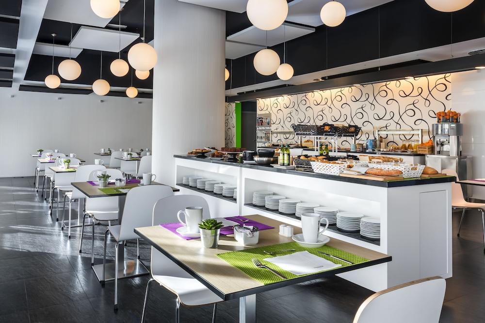 Hotel Zentral Castellana Norte Madrid Kültér fotó