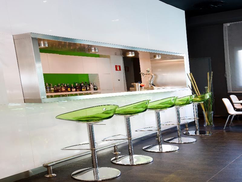 Hotel Zentral Castellana Norte Madrid Kültér fotó
