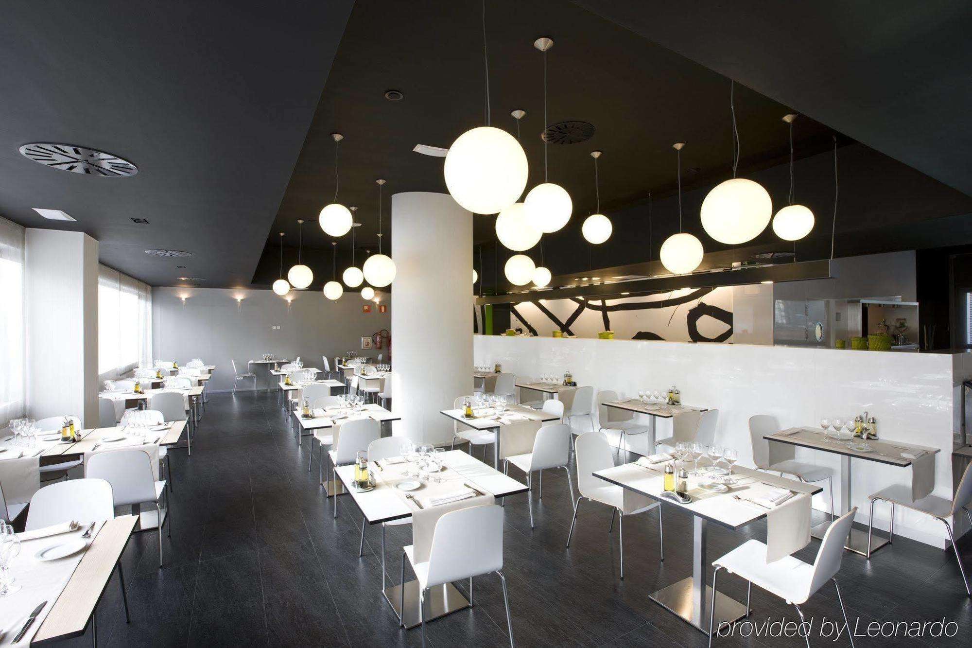Hotel Zentral Castellana Norte Madrid Kültér fotó