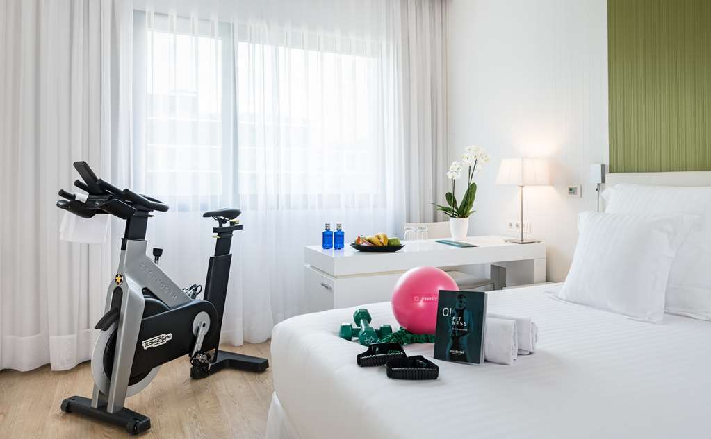 Hotel Zentral Castellana Norte Madrid Szoba fotó